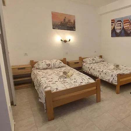 Buneta Apartman *
